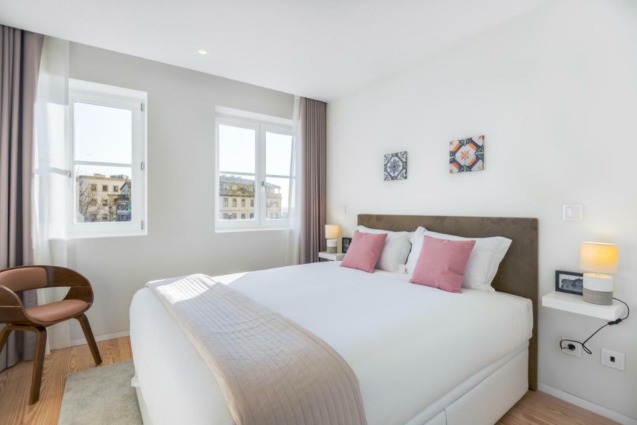 Blue House Porto Apartments - Parking Bagian luar foto