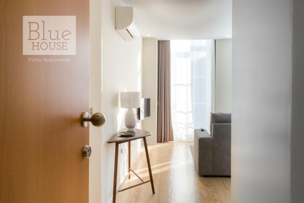 Blue House Porto Apartments - Parking Bagian luar foto