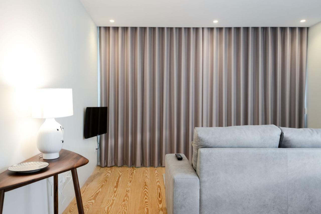 Blue House Porto Apartments - Parking Bagian luar foto